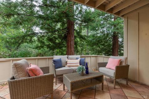 49 Flicker Drive Novato CA 94949
