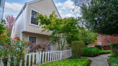 8373 Windmill Farms Drive Cotati CA 94931