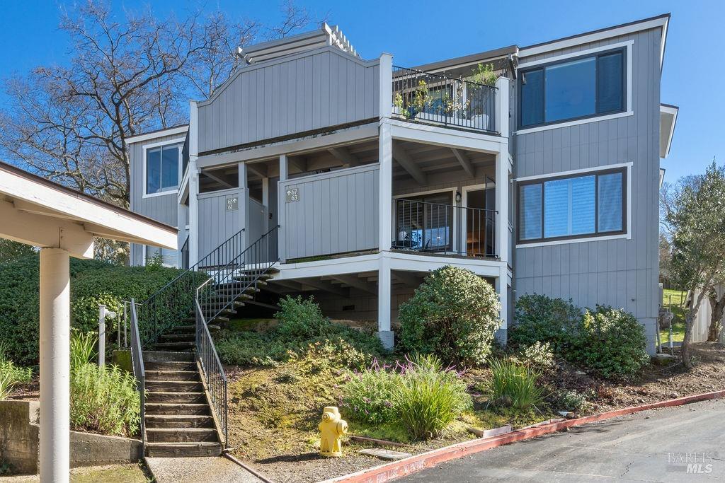 63 Scottsdale Way Novato CA 94947