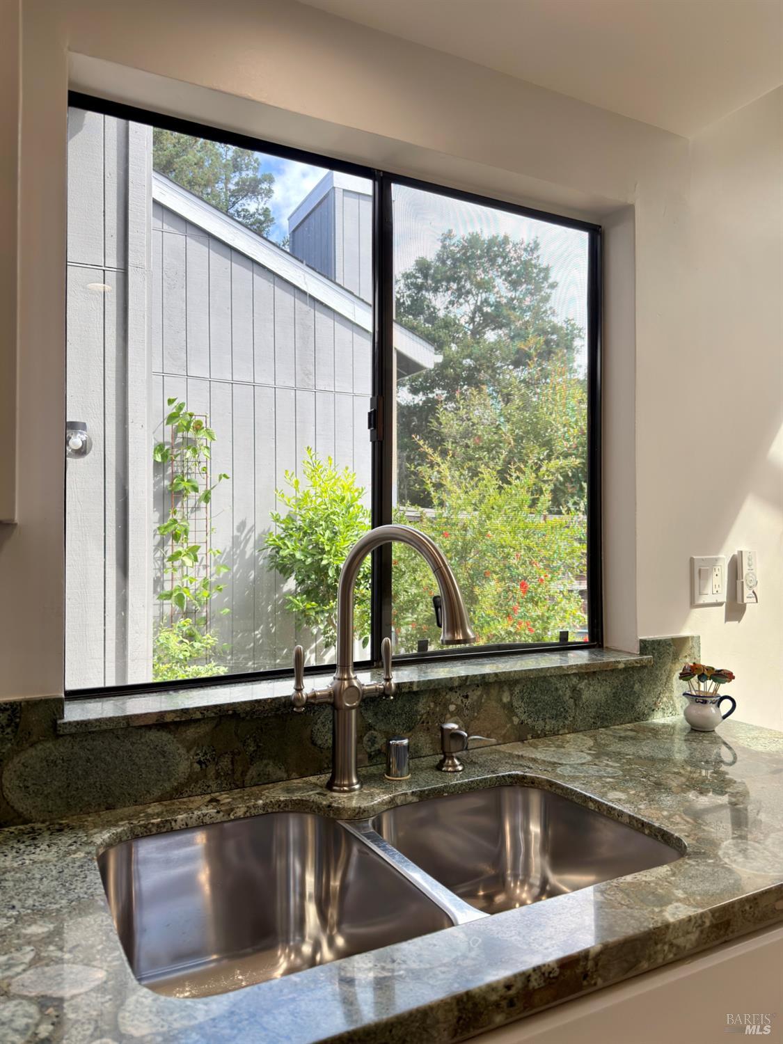 2770 Pike Drive Napa CA 94558