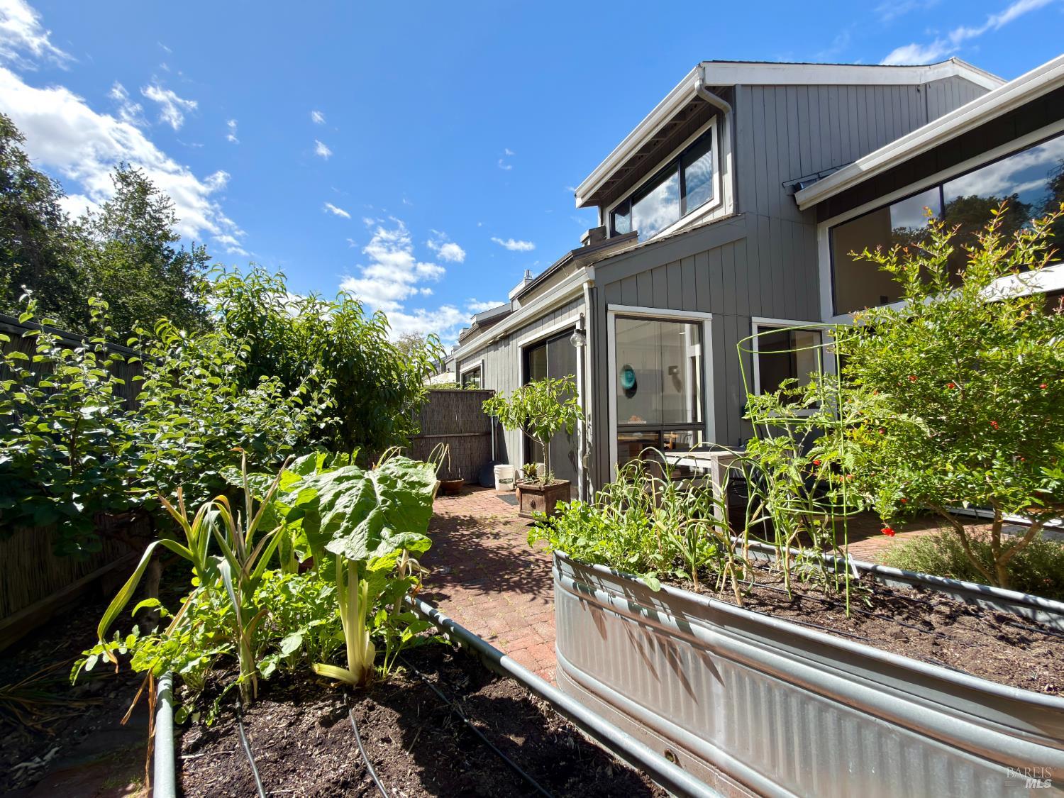 2770 Pike Drive Napa CA 94558