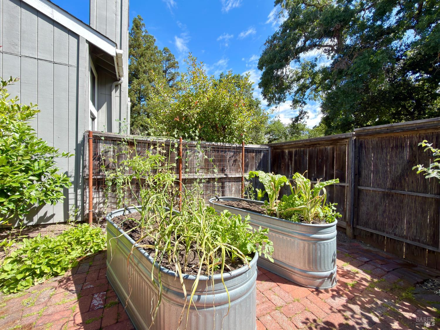 2770 Pike Drive Napa CA 94558