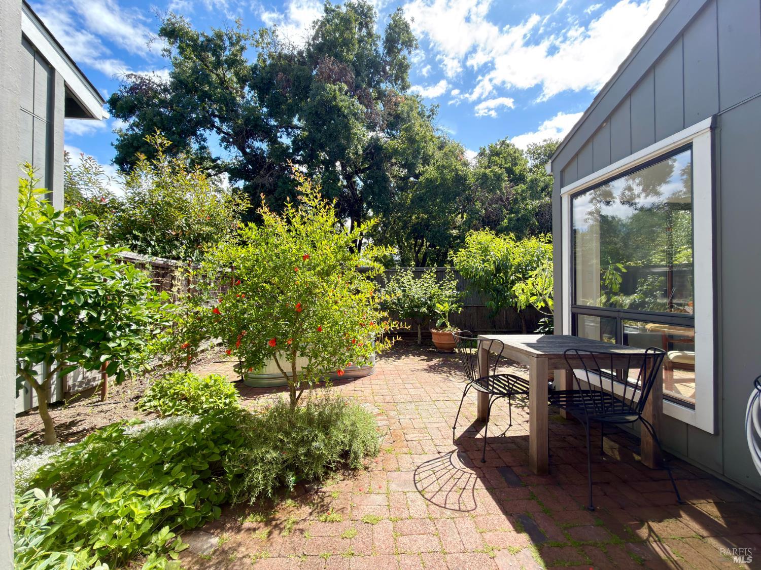 2770 Pike Drive Napa CA 94558