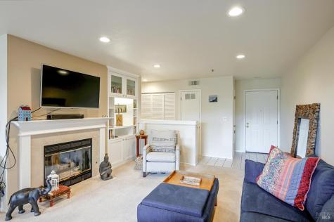 110 Redhawk Road Novato CA 94949