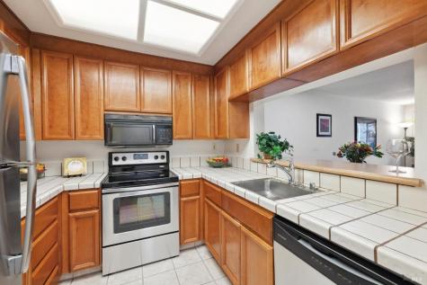 198 Oriole Circle Novato CA 94949