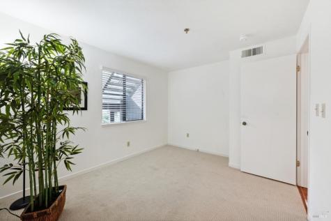 198 Oriole Circle Novato CA 94949