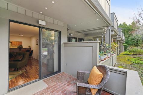 198 Oriole Circle Novato CA 94949