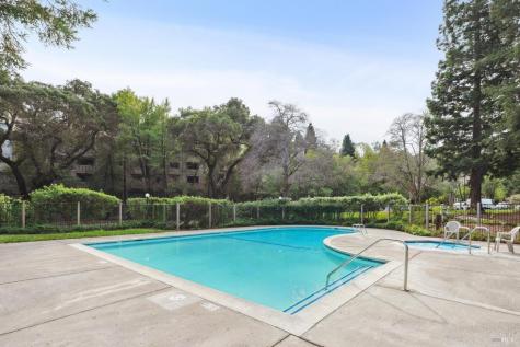 198 Oriole Circle Novato CA 94949