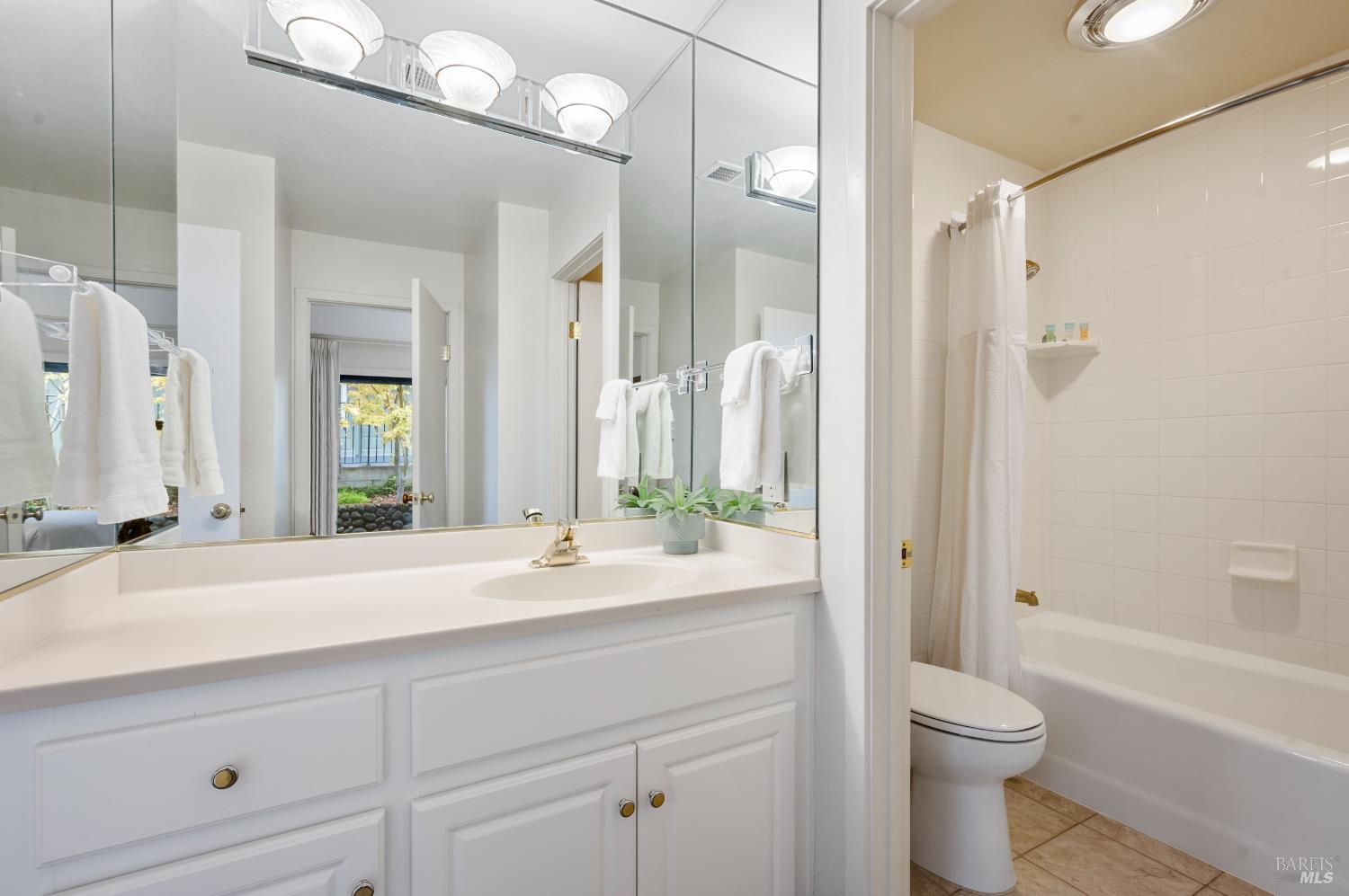808 Augusta Circle Napa CA 94558
