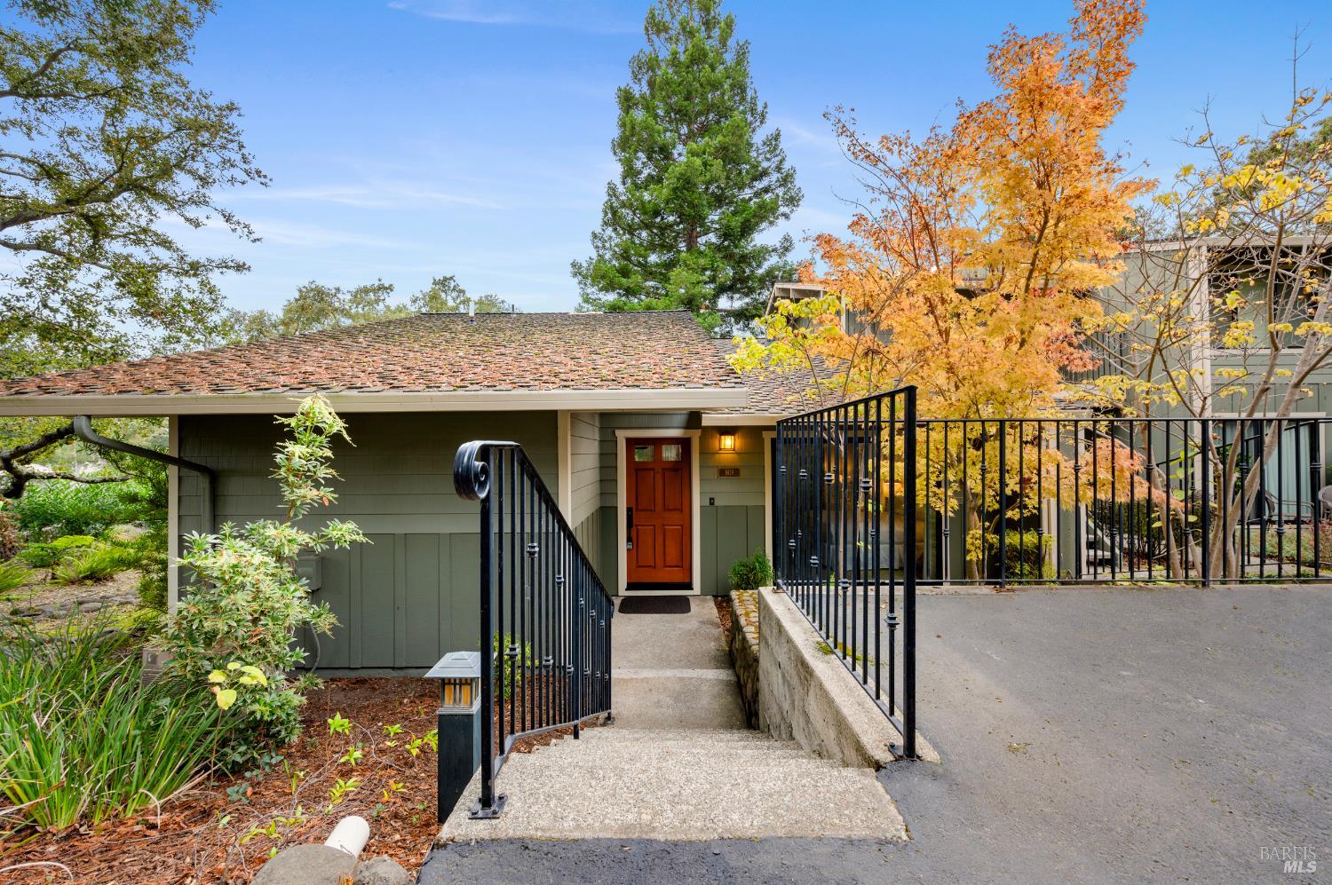 808 Augusta Circle Napa CA 94558