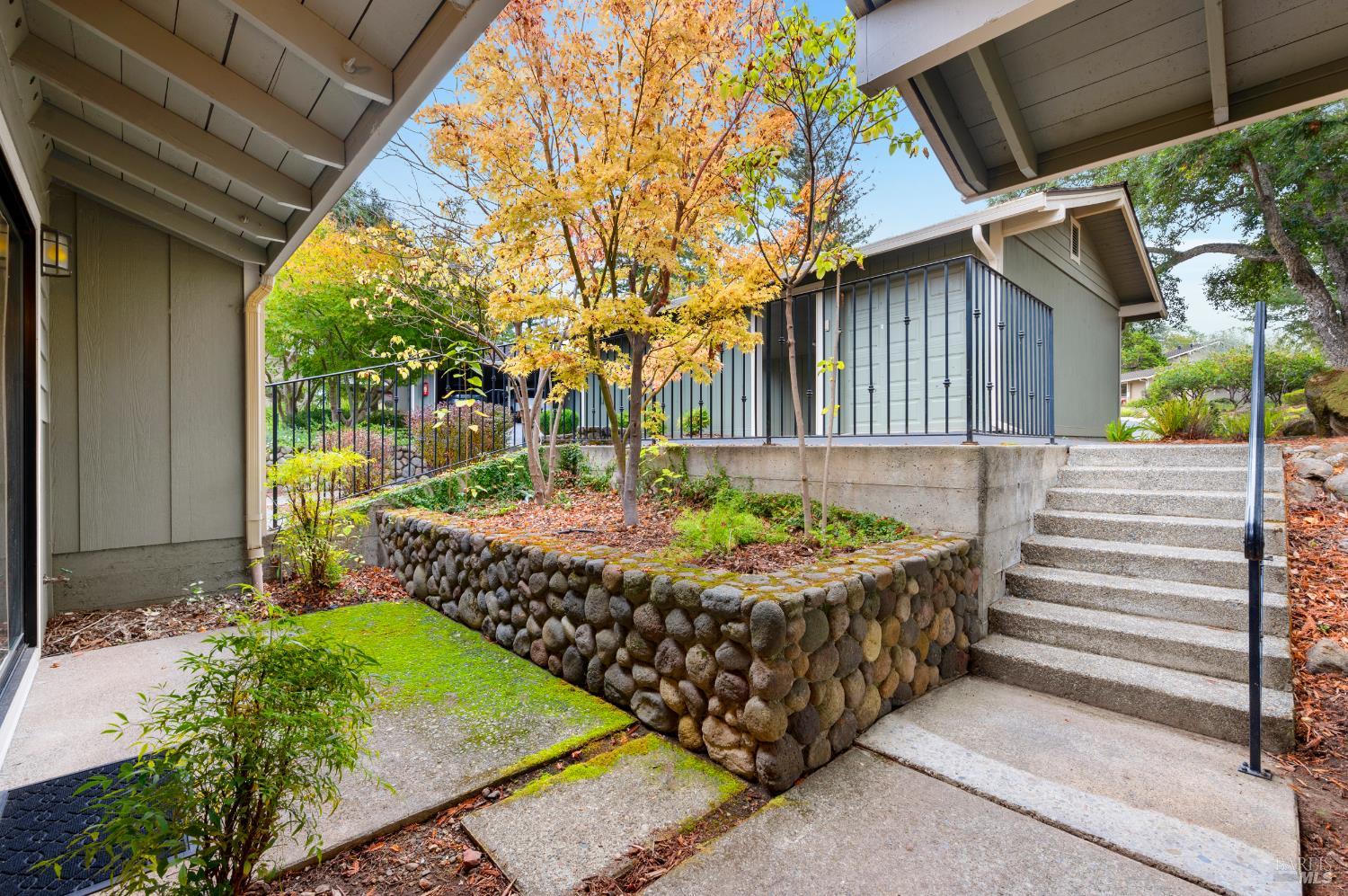 808 Augusta Circle Napa CA 94558