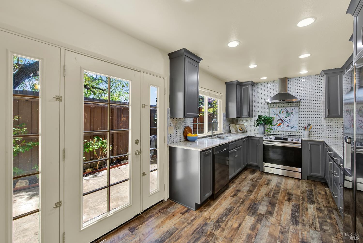 113 Fairoaks Drive Vacaville CA 95688