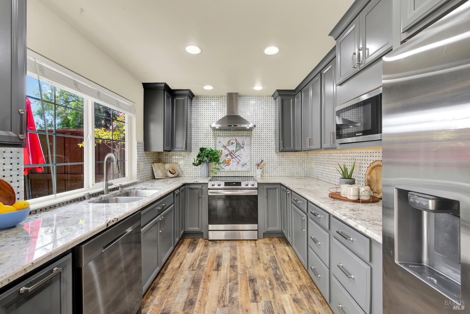113 Fairoaks Drive Vacaville CA 95688