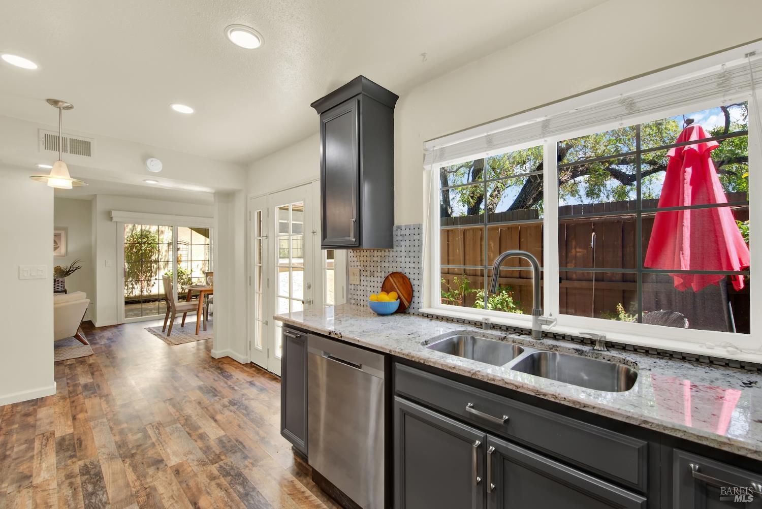 113 Fairoaks Drive Vacaville CA 95688