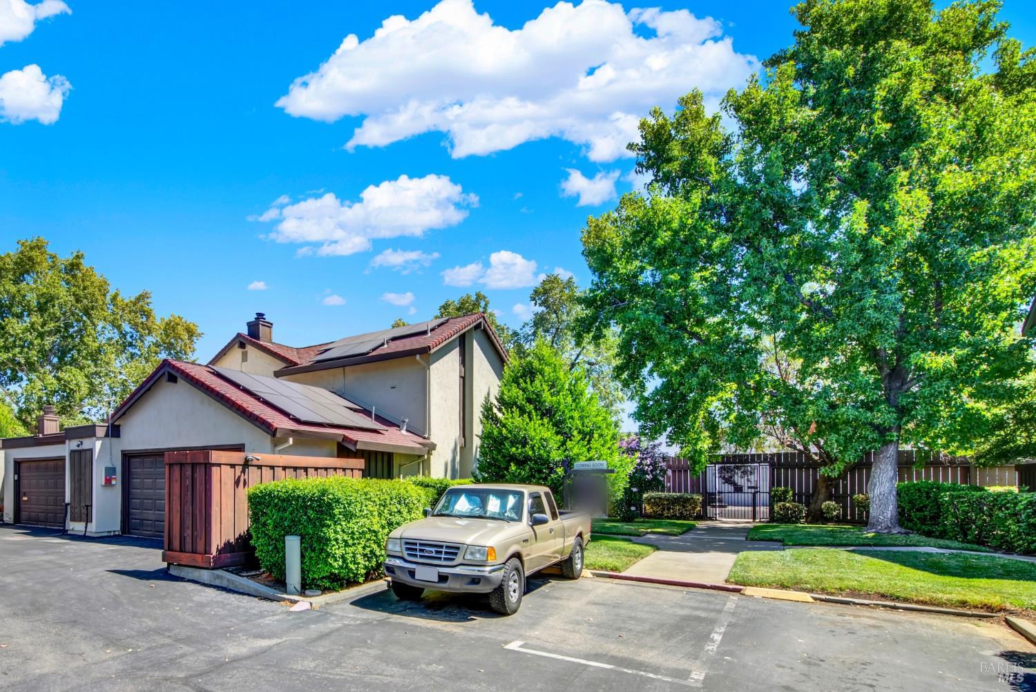 113 Fairoaks Drive Vacaville CA 95688