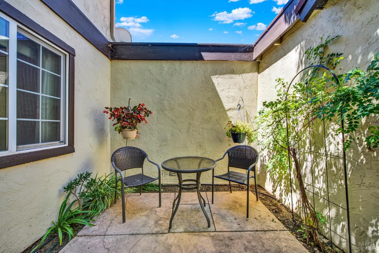 113 Fairoaks Drive Vacaville CA 95688