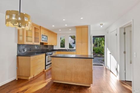 204 Bay Vista Circle Sausalito CA 94965