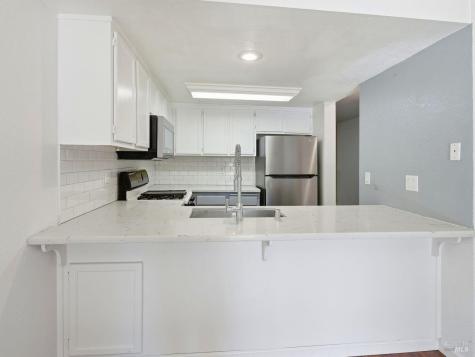 1512 Mission Boulevard Santa Rosa CA 95409