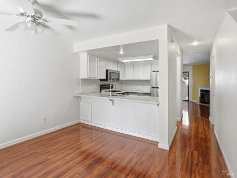 1512 Mission Boulevard Santa Rosa CA 95409
