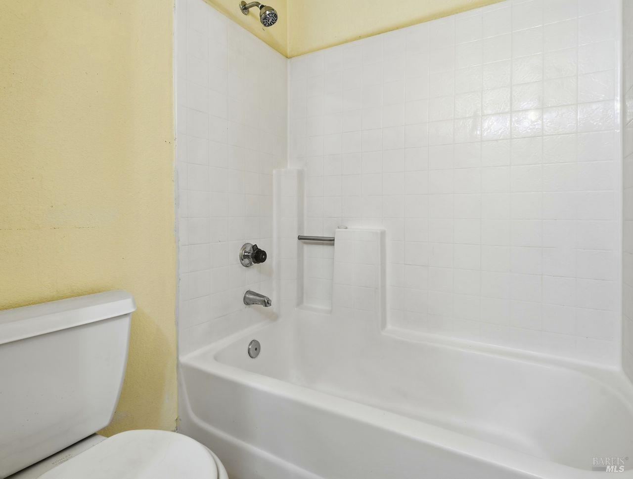 1512 Mission Boulevard Santa Rosa CA 95409