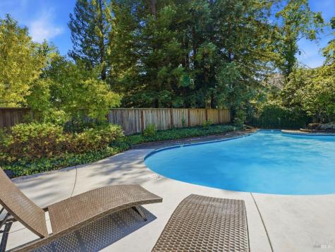 1512 Mission Boulevard Santa Rosa CA 95409