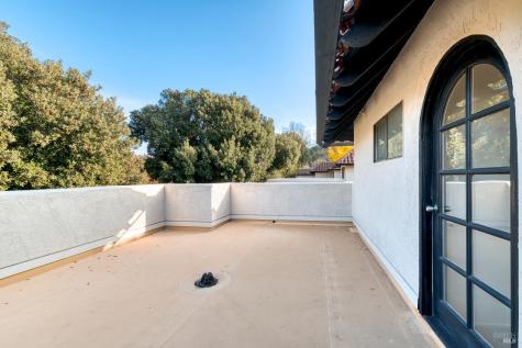 5 Grande Paseo San Rafael CA 94903