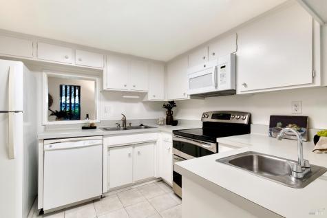 5 Grande Paseo San Rafael CA 94903