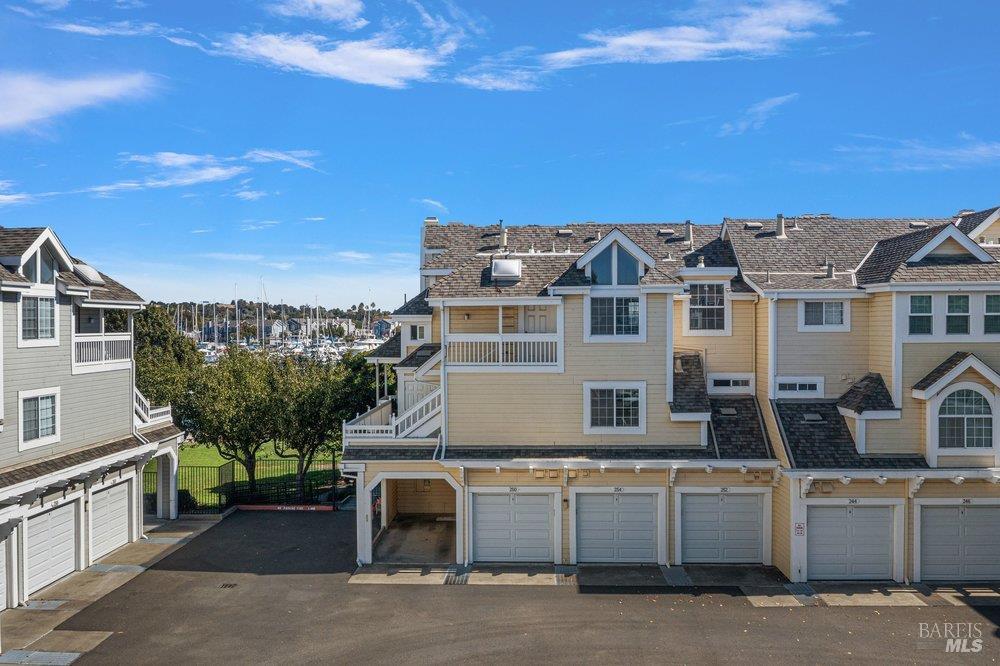 250 E 2nd Street Benicia CA 94510