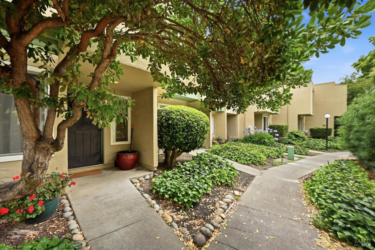 3012 Yulupa Avenue Santa Rosa CA 95405