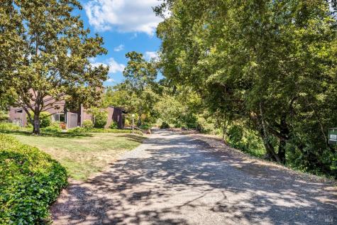 264 Los Alamos Road Santa Rosa CA 95409