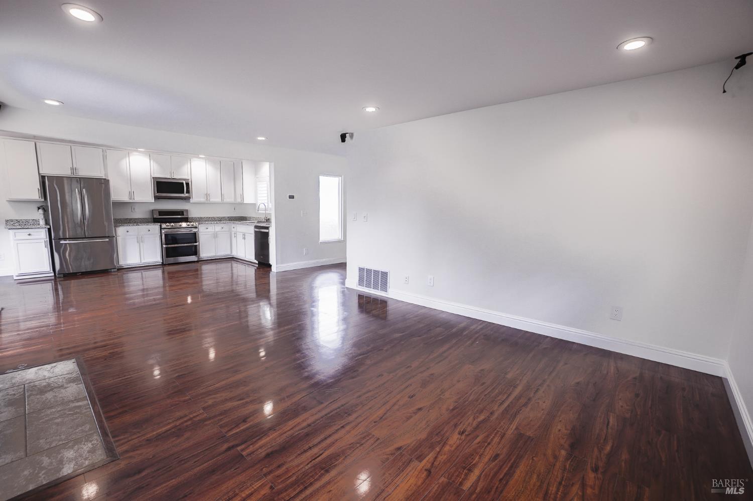 243 Whalebone Court Vallejo CA 94591