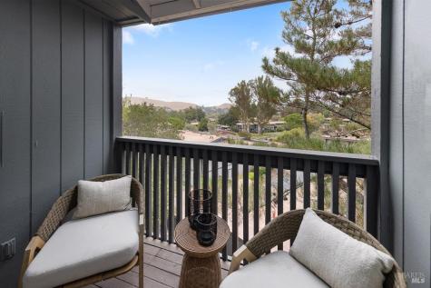 203 Sylvia Way San Rafael CA 94903