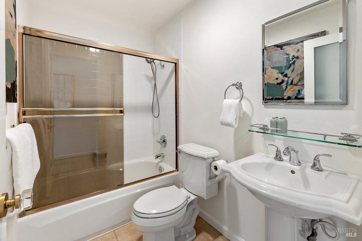203 Sylvia Way San Rafael CA 94903