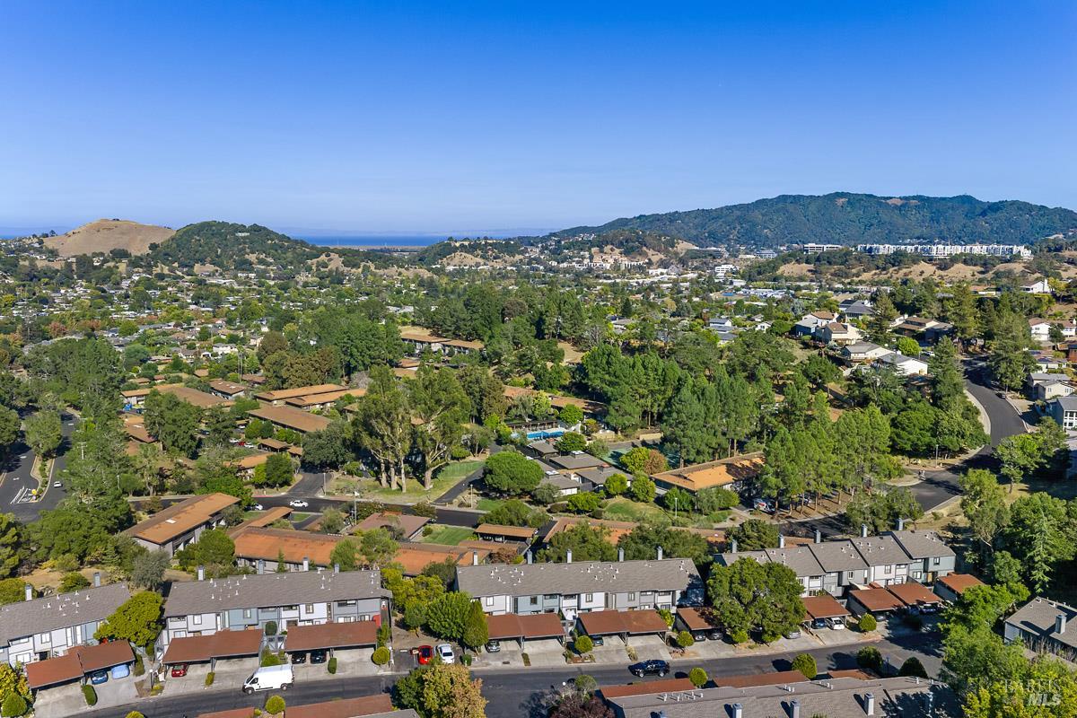 203 Sylvia Way San Rafael CA 94903