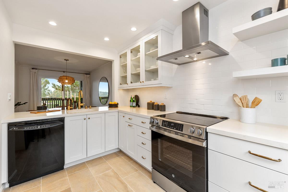 203 Sylvia Way San Rafael CA 94903