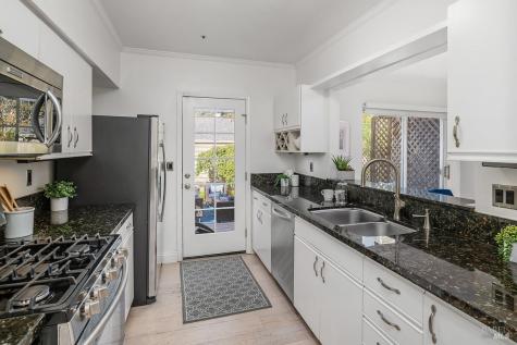 41 Parkview Circle Corte Madera CA 94925