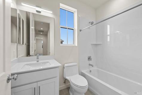 1452 Waterside Lane Rohnert Park CA 94928