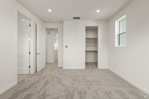 1452 Waterside Lane Rohnert Park CA 94928