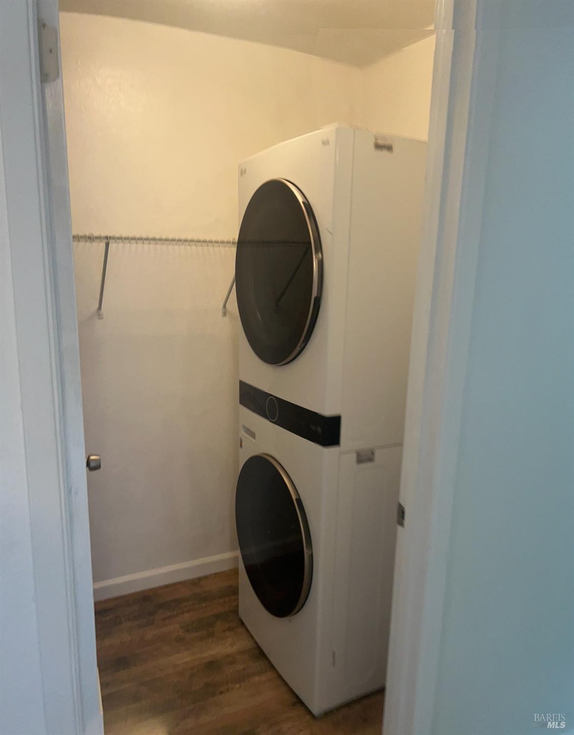 311 Algiers Court Santa Rosa CA 95409