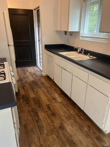 311 Algiers Court Santa Rosa CA 95409