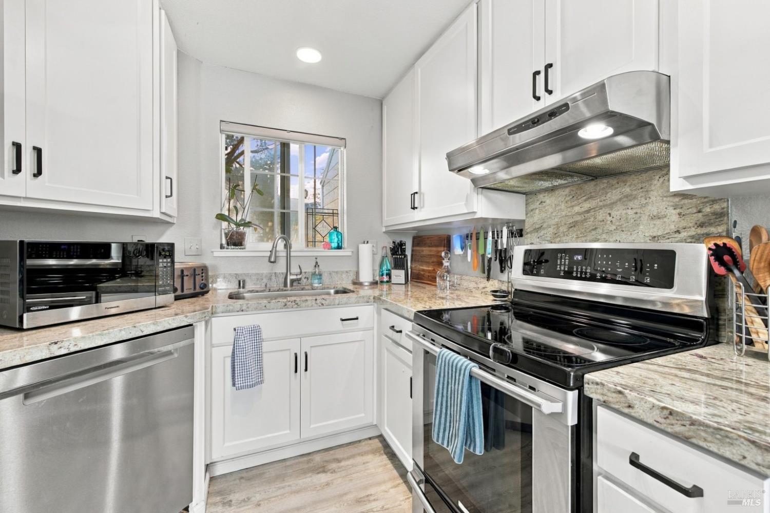 520 Court Street Santa Rosa CA 95407