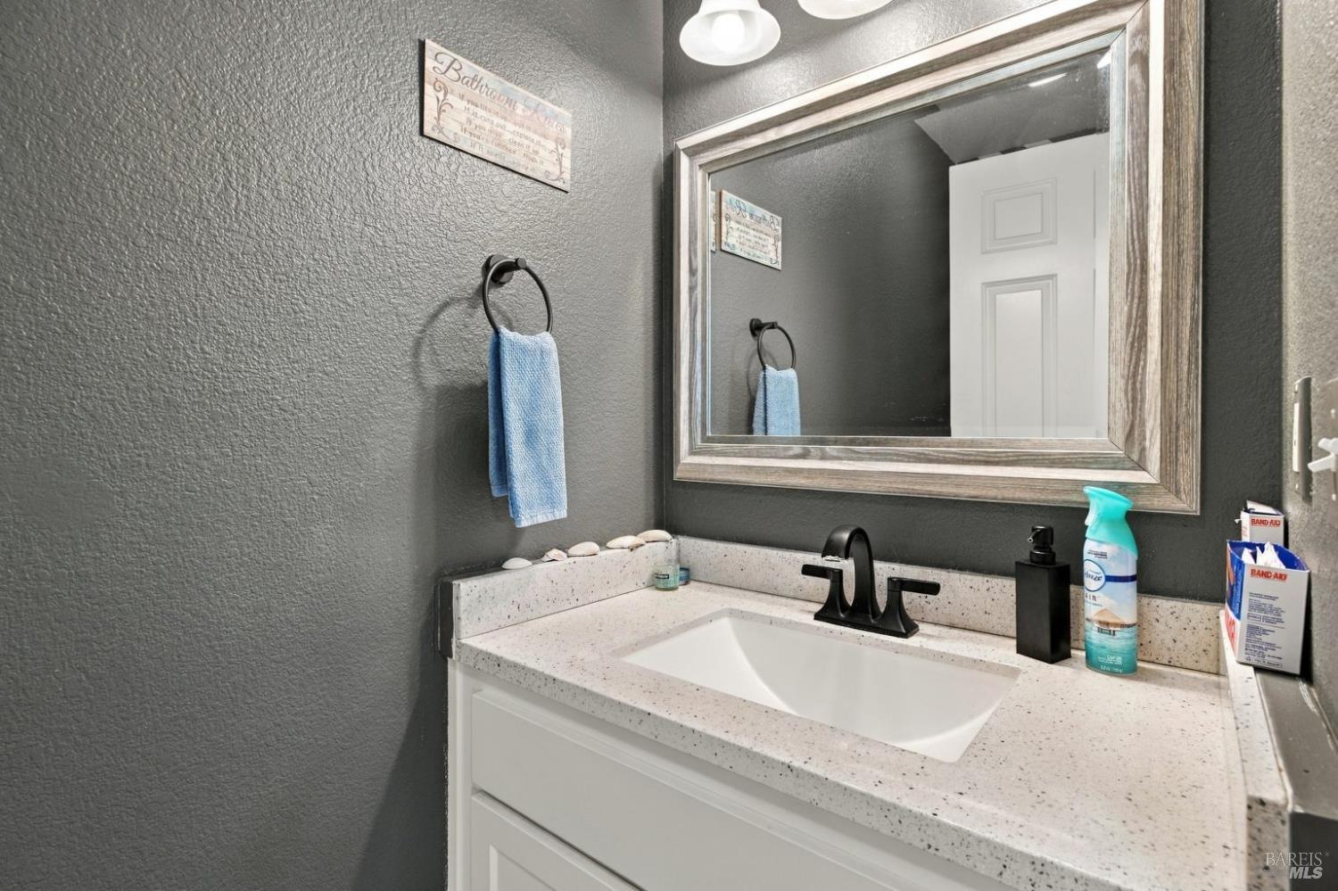 520 Court Street Santa Rosa CA 95407
