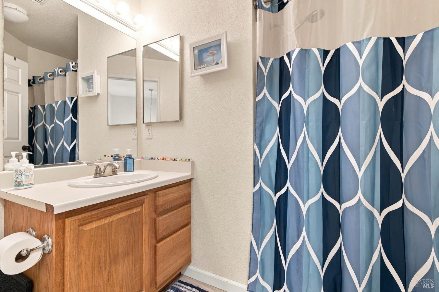 520 Court Street Santa Rosa CA 95407