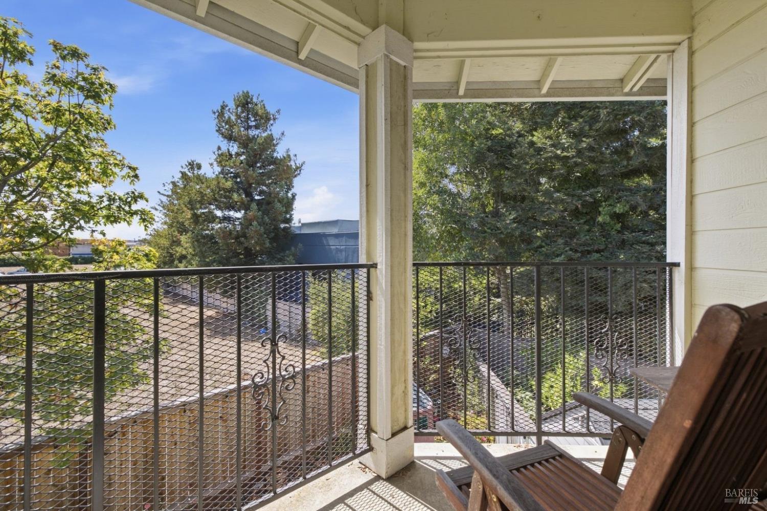 520 Court Street Santa Rosa CA 95407