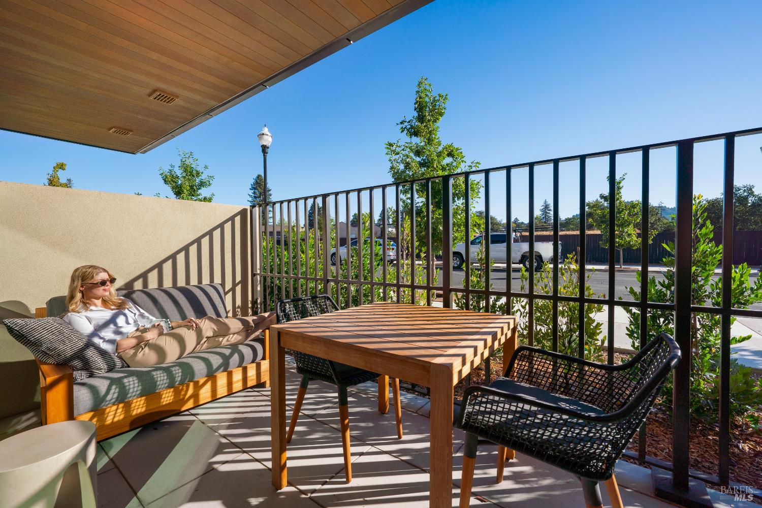 151 Sawmill Circle Healdsburg CA 95448