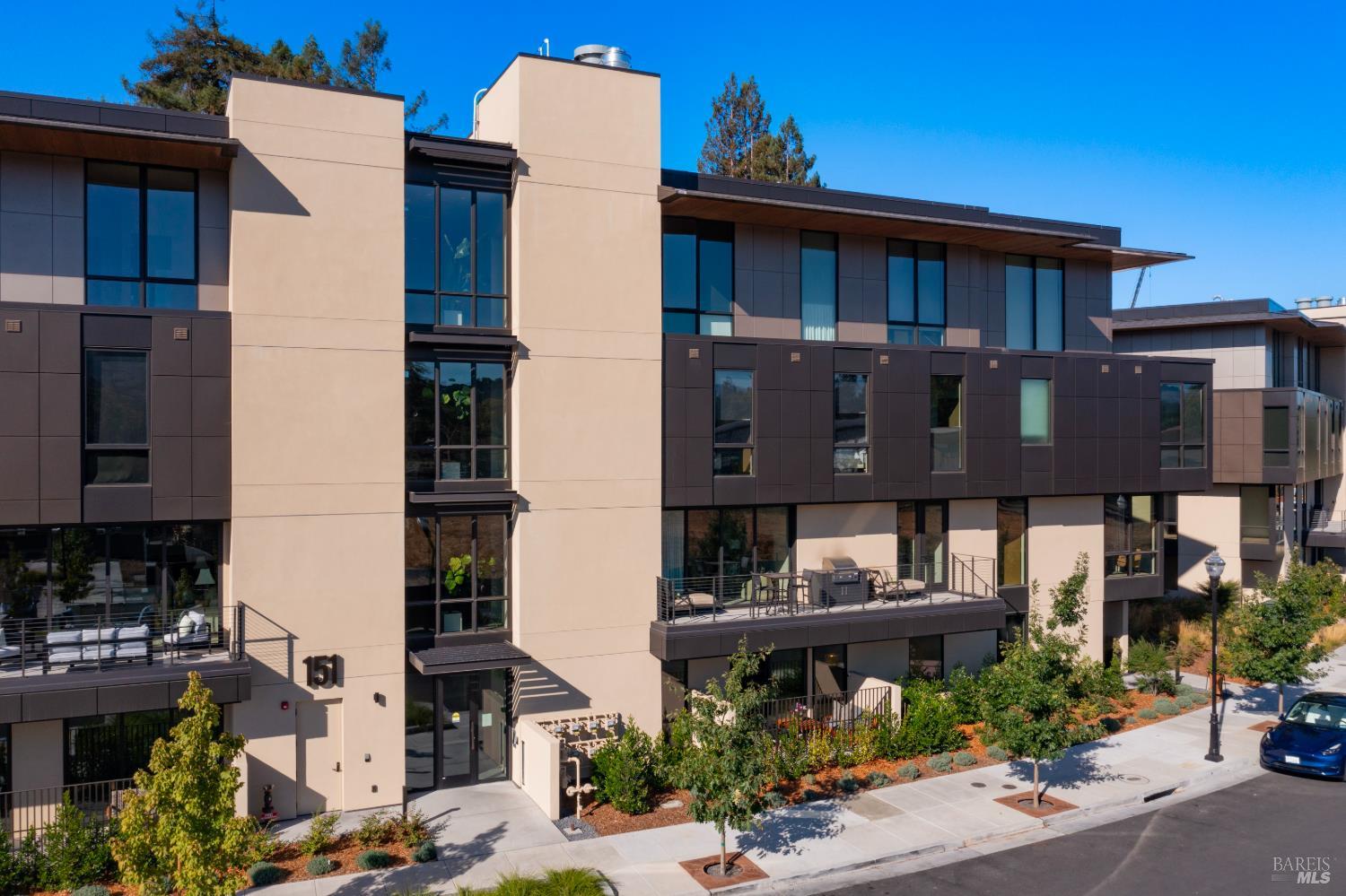 151 Sawmill Circle Healdsburg CA 95448