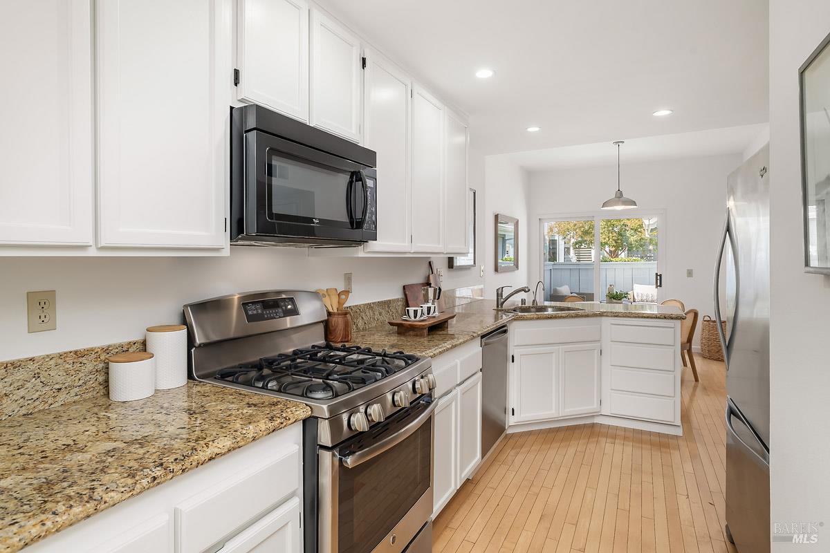 66 Mariners Circle San Rafael CA 94903