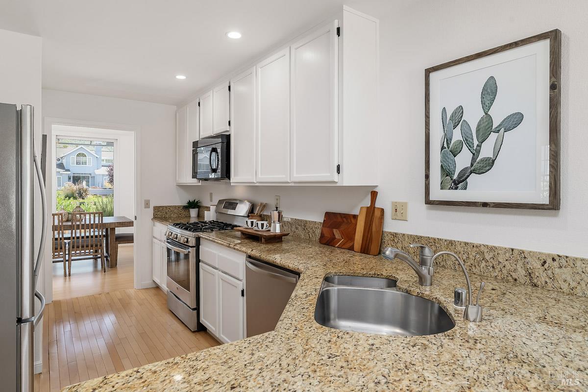 66 Mariners Circle San Rafael CA 94903