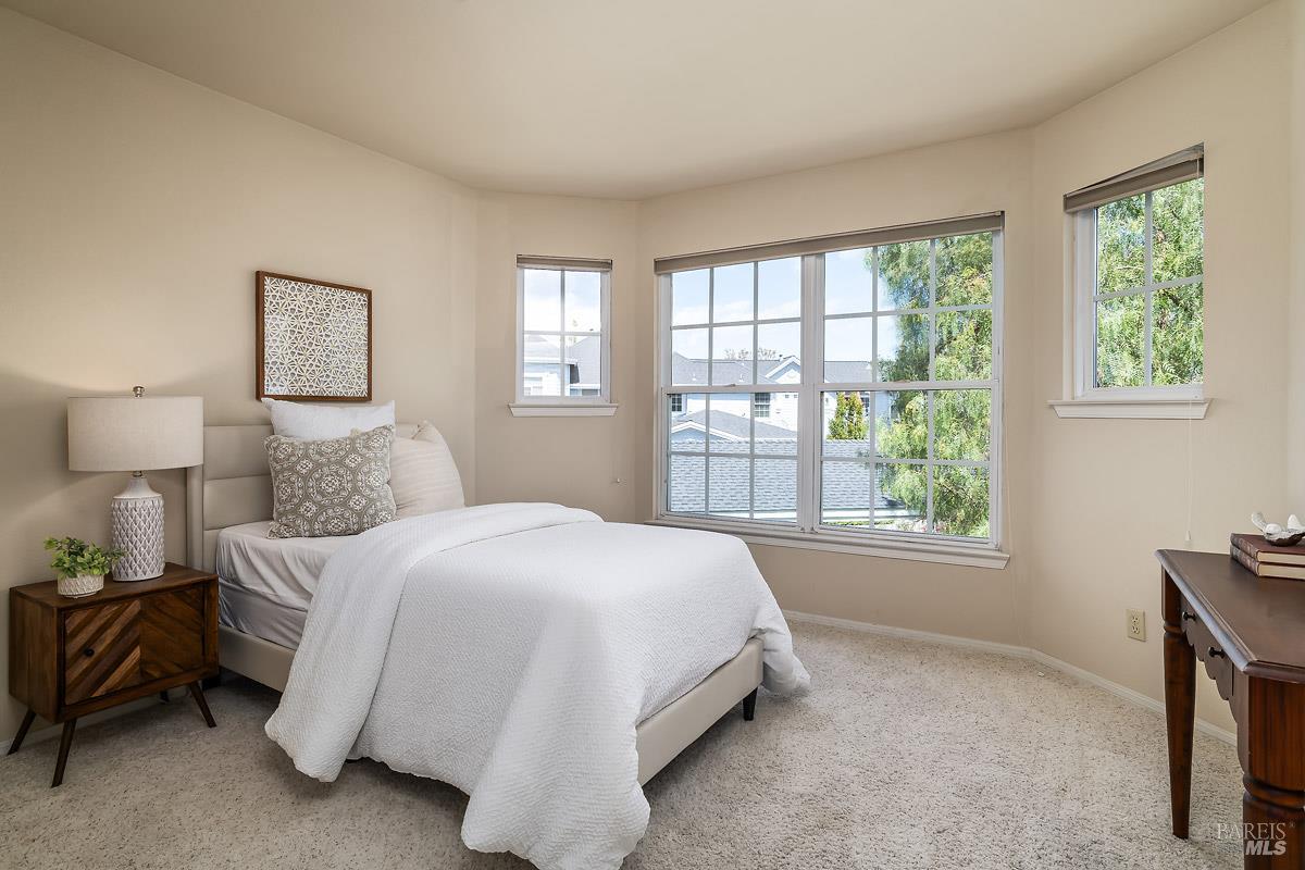 66 Mariners Circle San Rafael CA 94903