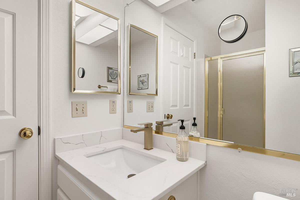 66 Mariners Circle San Rafael CA 94903
